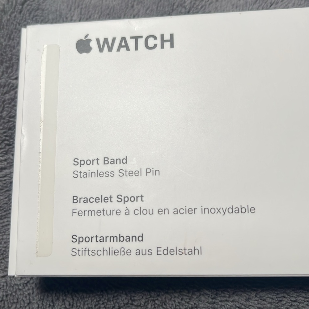 NWOT - Series 7 (45m) Red Apple Watch Band - Picture 4 of 7